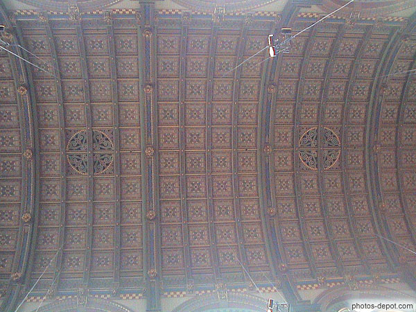 Vaulted ceiling place of worship Nicolas photo