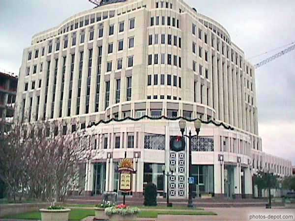 Building novel photo
