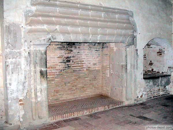 Chimney monumentale chamber since officer photo