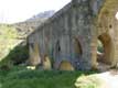 Aqueduc romain de 170m de long formant un pont au dessus de l'Agly.  Au plus haut, il est  15m au dessus du niveau de l'eau. Il fut construit au IIIe sicle